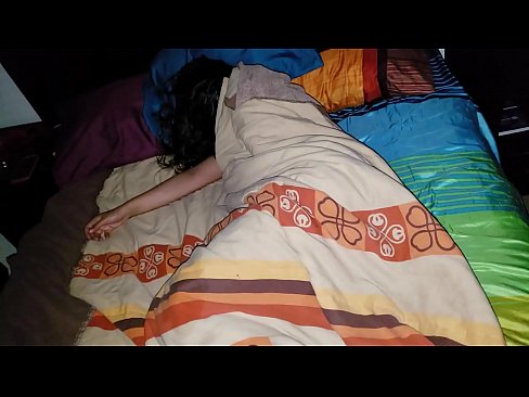 ❤️ El fillastre renya la seva jove madrastra mentre dorm. ❌ Putes a nosaltres ca.123sex.ru ❤